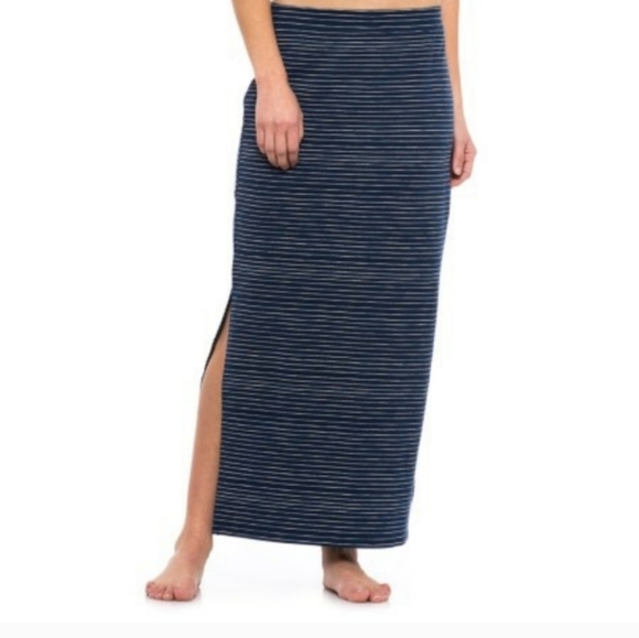 Life is Good SZ S Blue Nautical Maxi Stripe Casual Beachy Skirt W/Slit Pull On - Picture 1 of 10